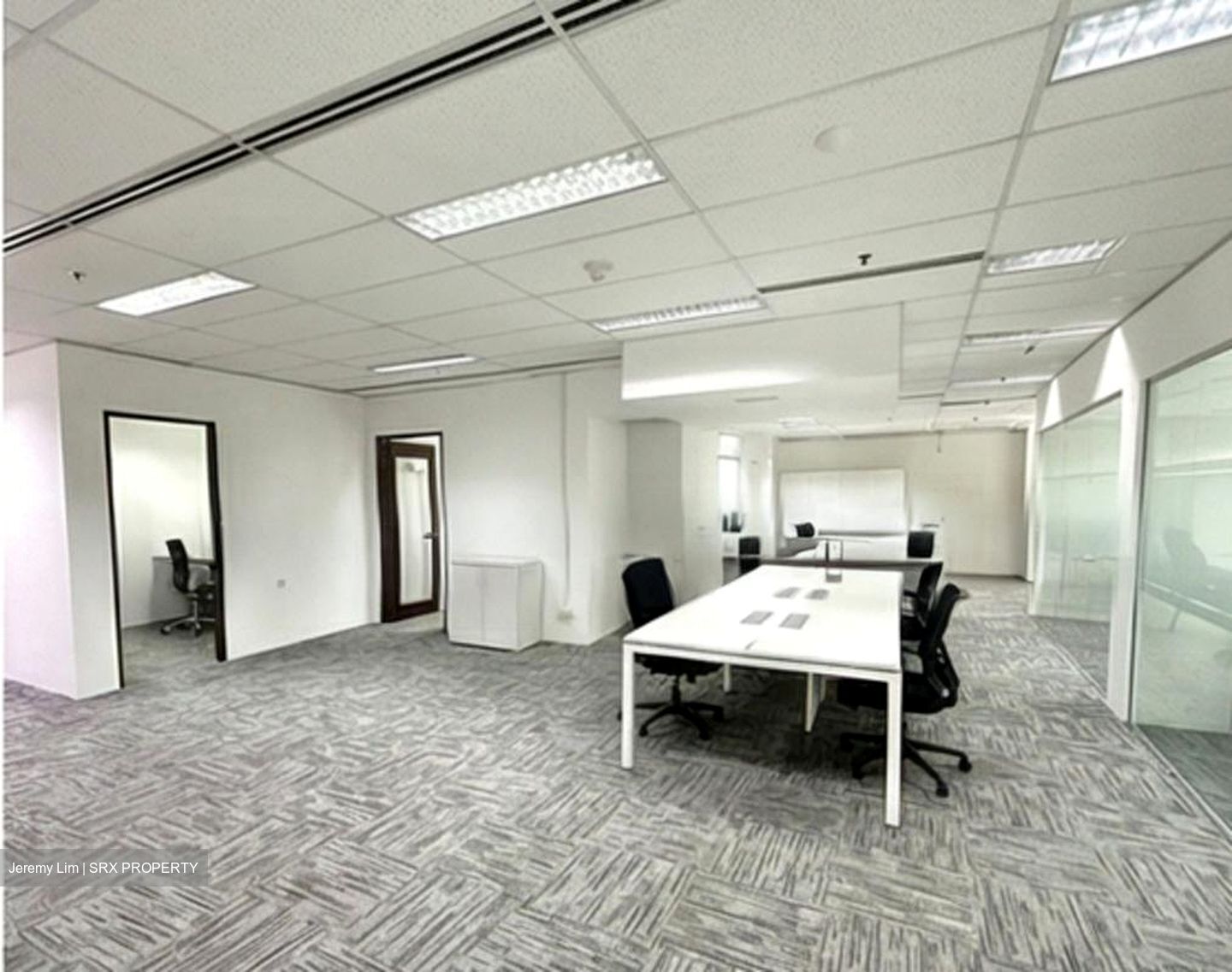 Robinson 112 (D1), Office #572100081